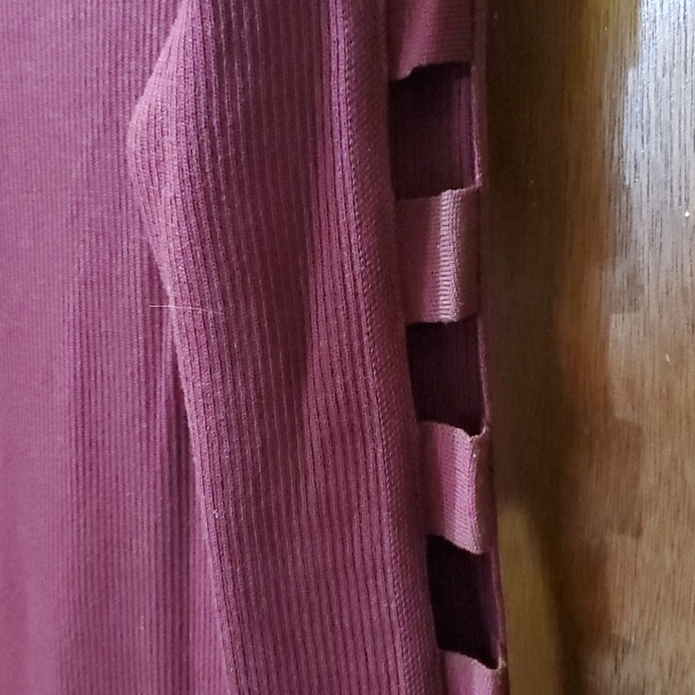 Dress - Picture 3 of 4